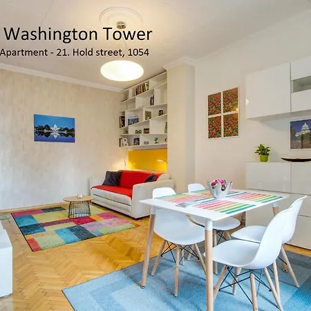 Little Americas Courts Apartment *